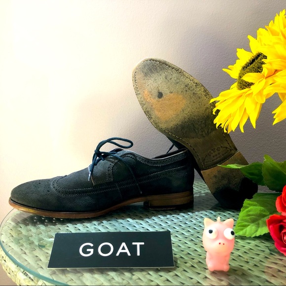 Sold! John Varvatos Brogue Oxford Dress Shoe Size 9.5 - Picture 4 of 5